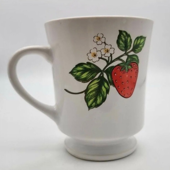 VINTAGE Korean Ceramic Strawberry Blossom Wide Handle Pedestal Mug Retro Kitchen - Picture 2 of 4